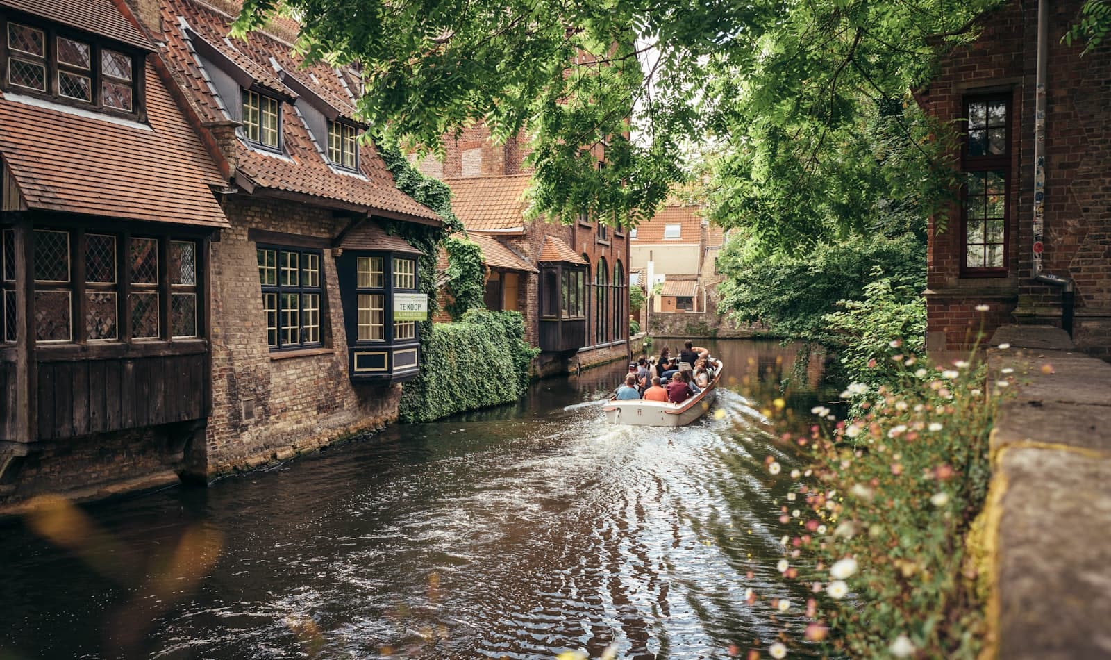 canal boats in Bruges