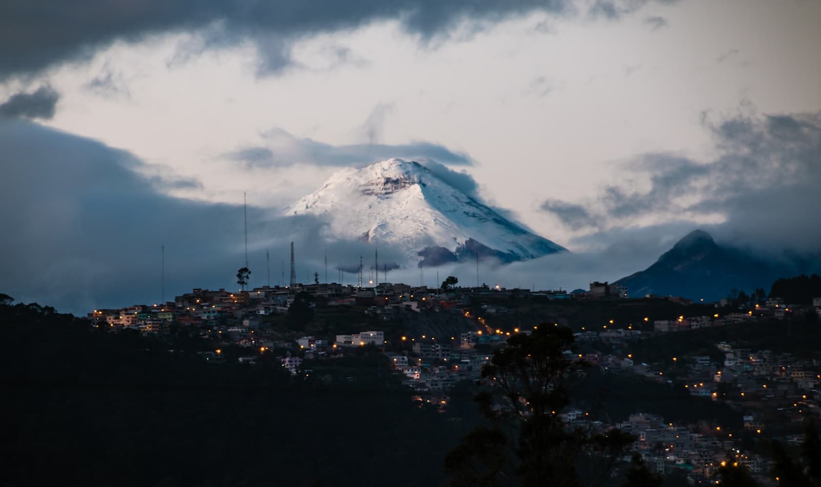 Quito's old town under Pichincha