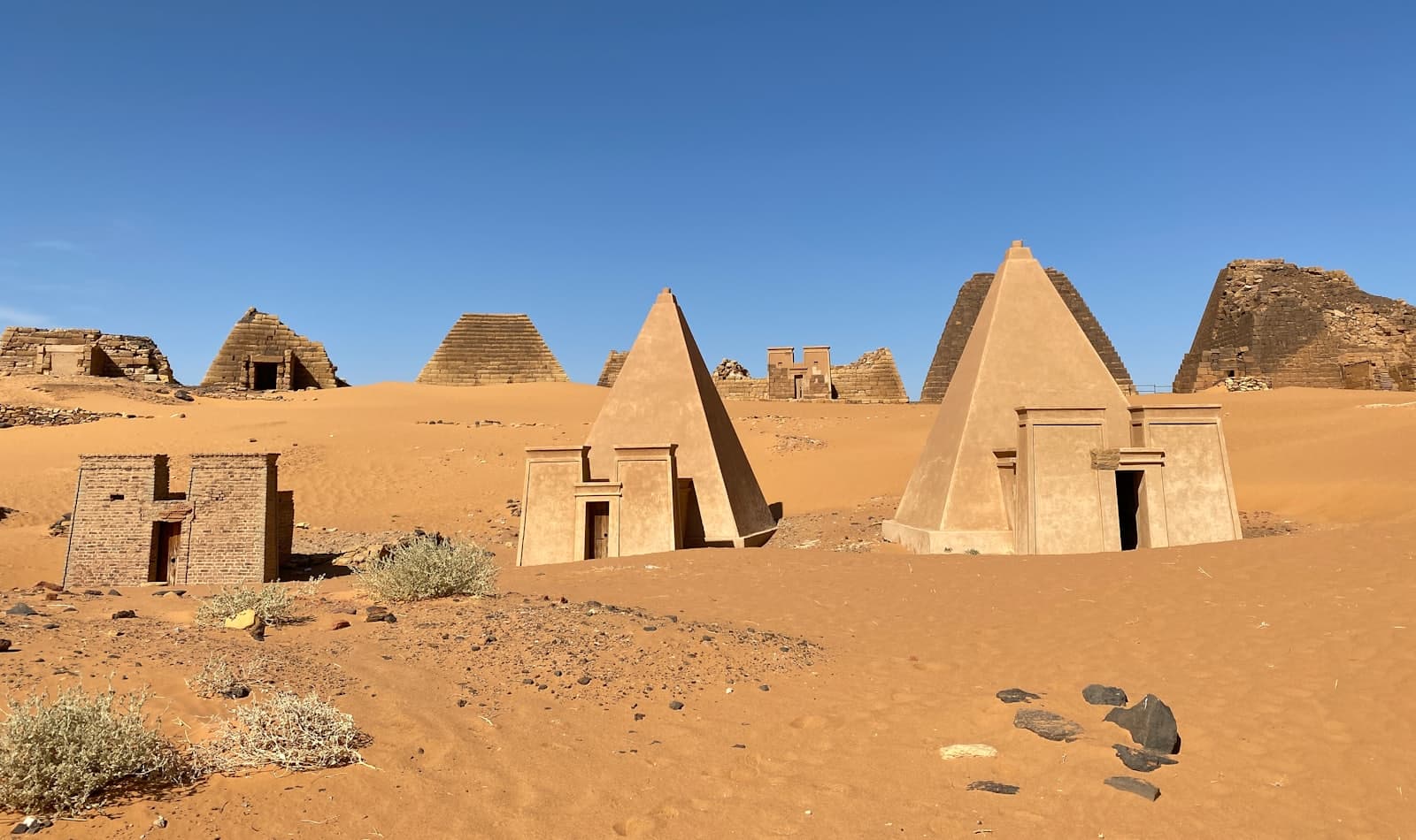 the pyramids of Meroë